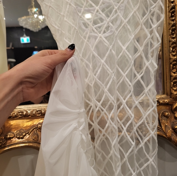 Salsa dresses - Picture 2 of 2